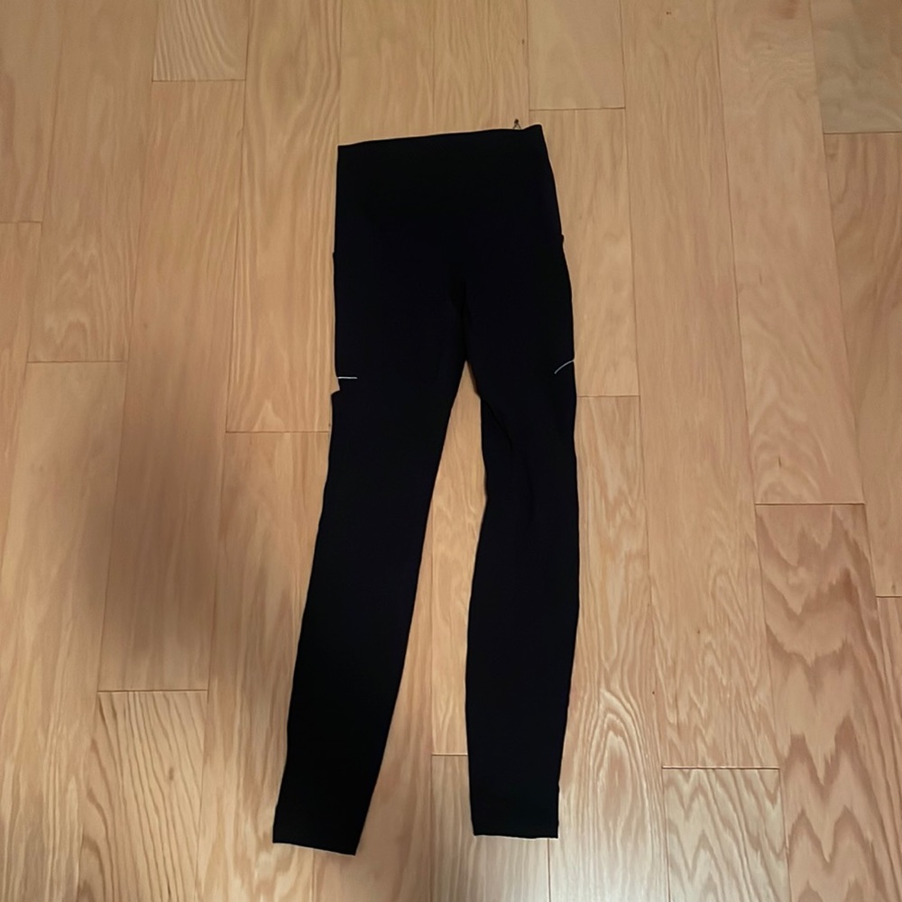 EUC lululemon leggings with side pockets